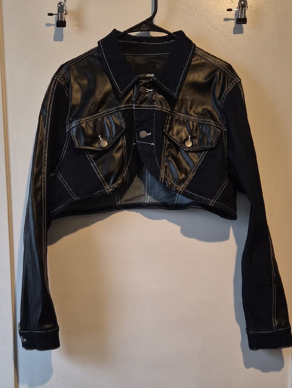 Fashion Nova Cropped Black Mixed-Fabric Jean Jacket